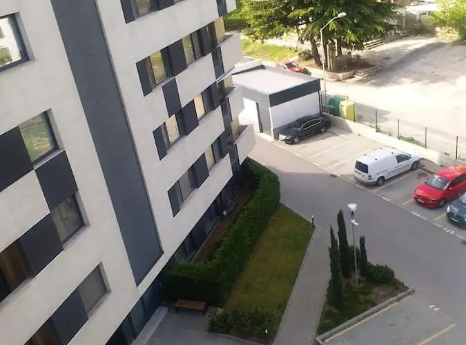 Комплекс Лабиринт 酒店 *